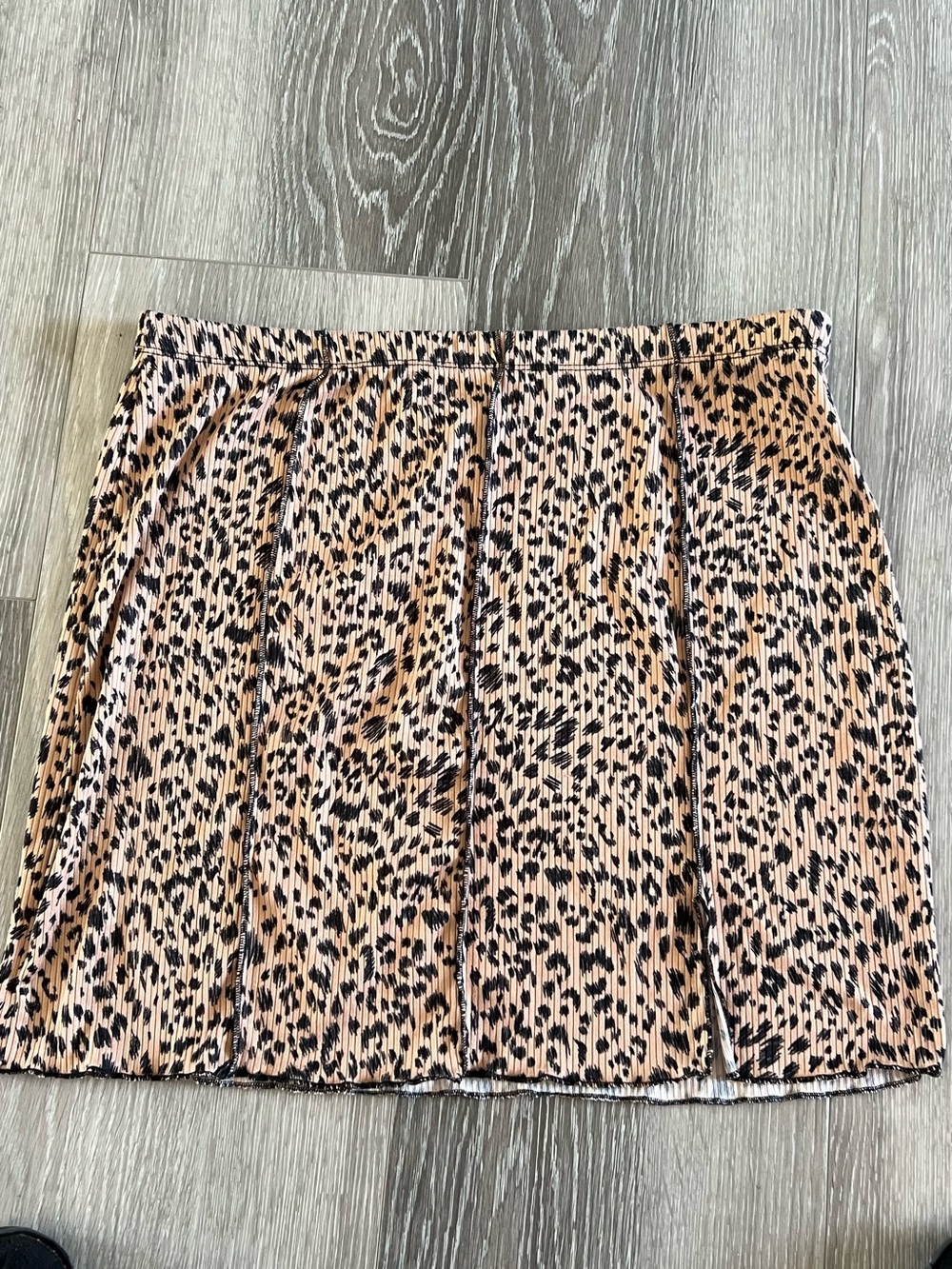 Pleated Mini Skirt in Beige with Black Animal Print